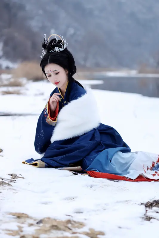 [艺图语] 2022.06.05 雪山山神 青霜鹅 - 艺图语